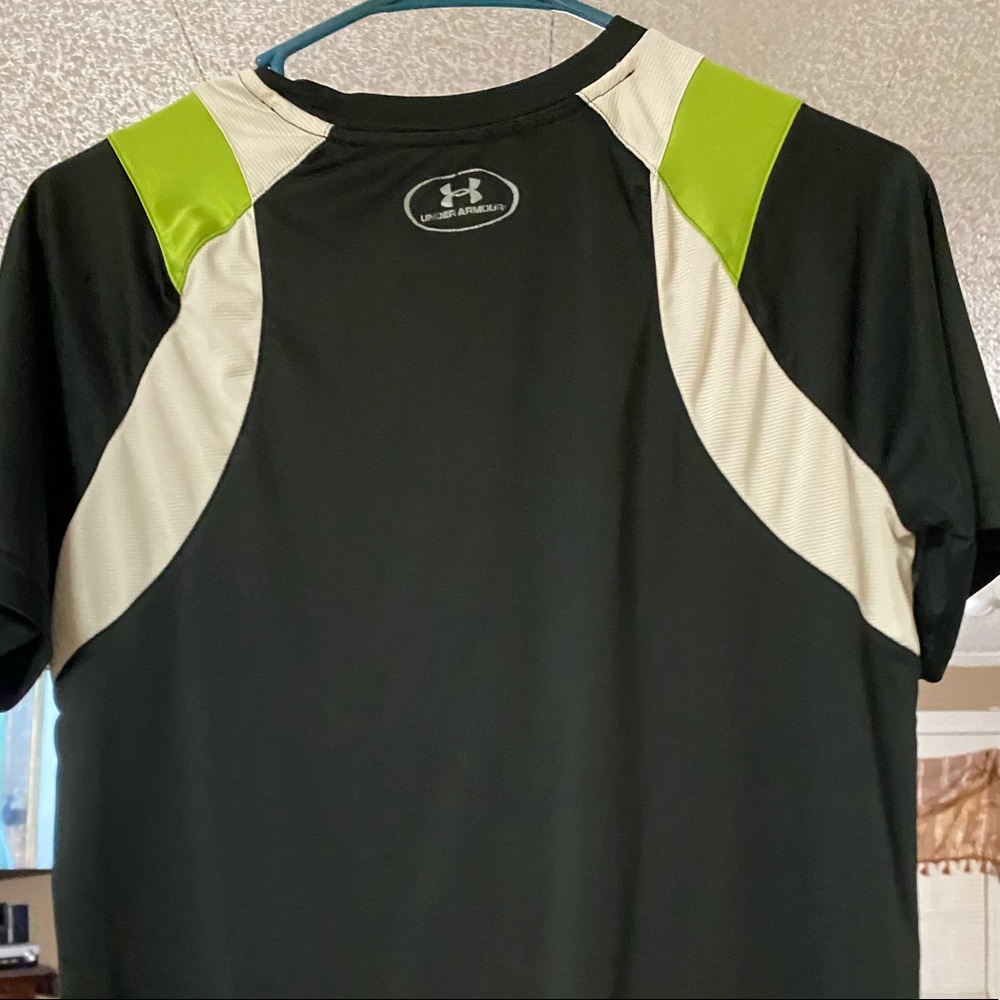 Under armour youth large